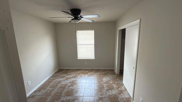 6622 Sutton Meadows Dr, Houston, TX 77086