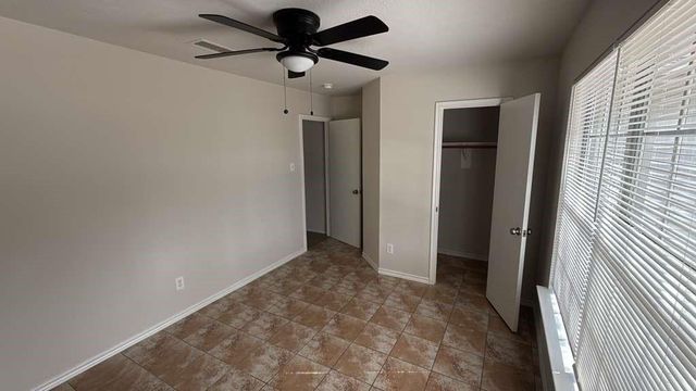 6622 Sutton Meadows Dr, Houston, TX 77086