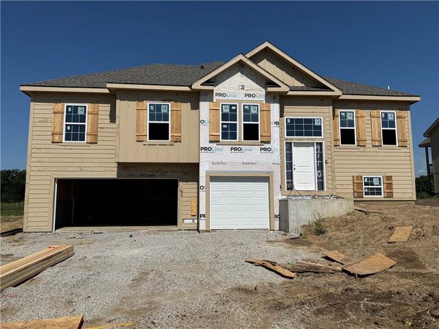 1110 Oak Ridge Street, Kearney, MO 64060
