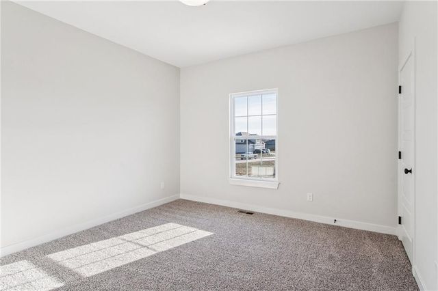 1110 Oak Ridge Street, Kearney, MO 64060