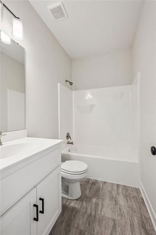 1110 Oak Ridge Street, Kearney, MO 64060