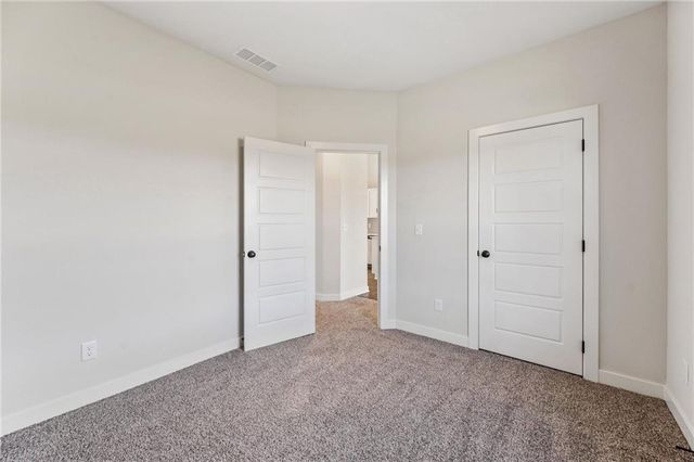 1110 Oak Ridge Street, Kearney, MO 64060