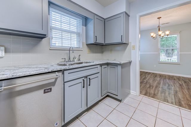 1108 Fox Sparrow Dr., Murrells Inlet, SC 29576