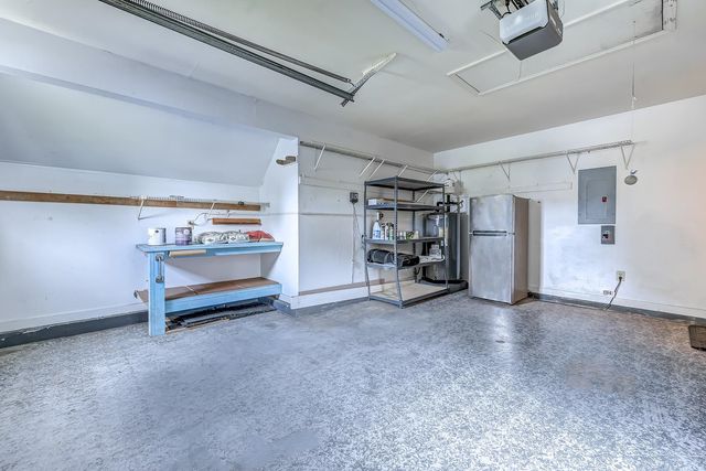 1108 Fox Sparrow Dr., Murrells Inlet, SC 29576