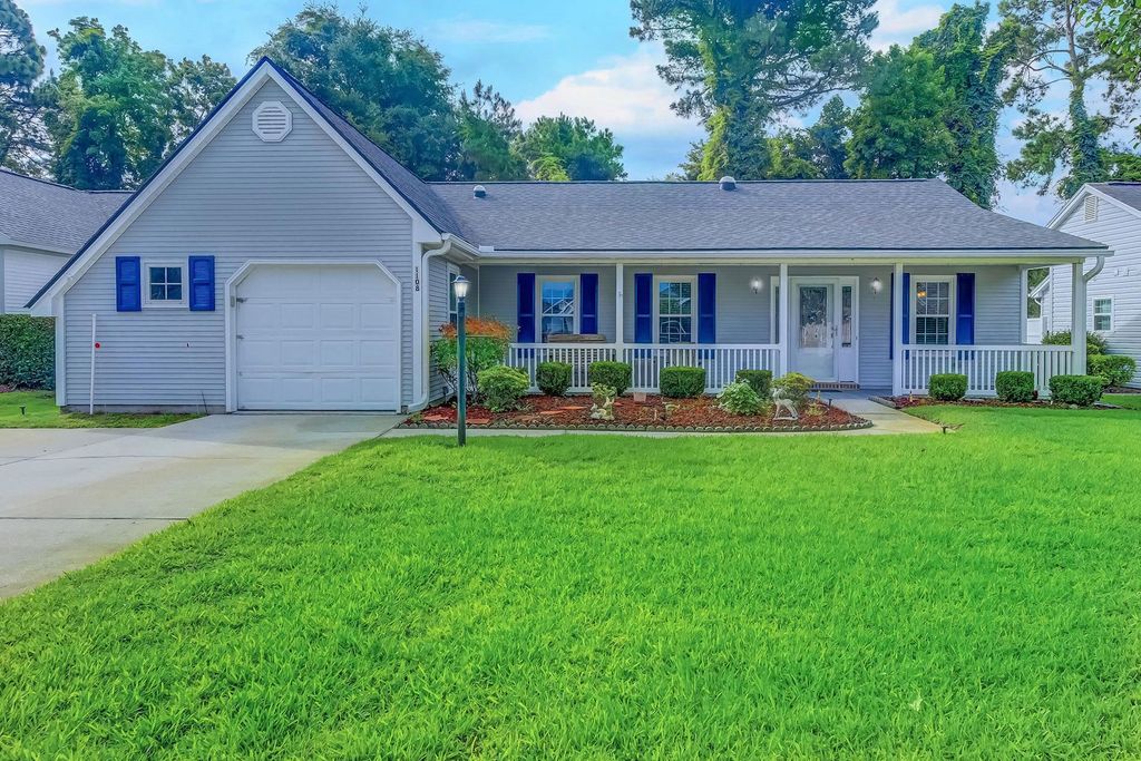 1108 Fox Sparrow Dr., Murrells Inlet, SC 29576