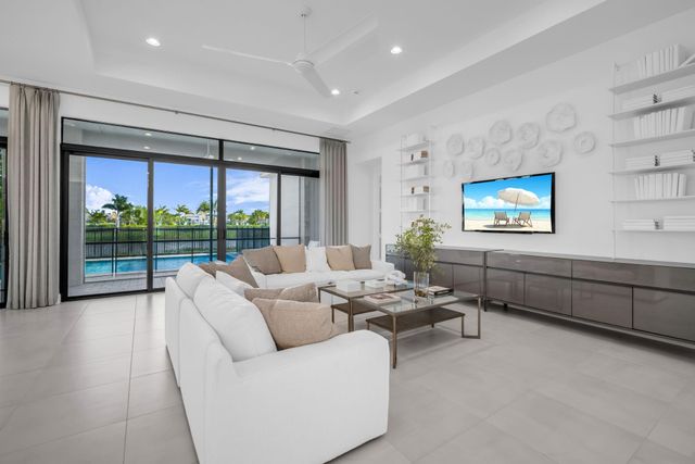 11242 Glen Orchard Ln, Boynton Beach, FL 33473