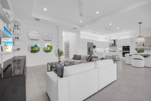 11242 Glen Orchard Ln, Boynton Beach, FL 33473