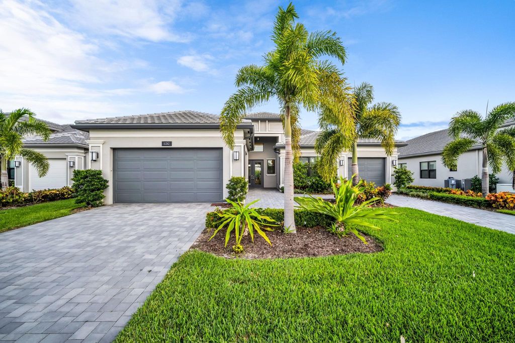 11242 Glen Orchard Ln, Boynton Beach, FL 33473