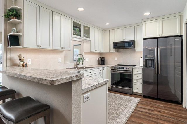 4933 County Road B, La Crosse, WI 54601