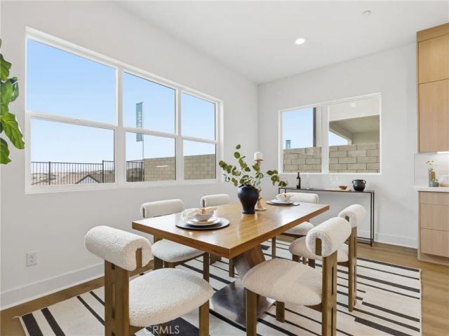 27643 Juniper Lane, Valencia, CA 91381