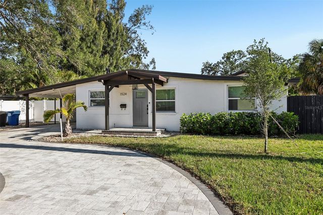 1524 CONNECTICUT AVENUE NE, St Petersburg, FL 33703