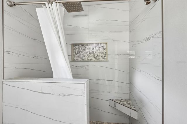 1524 CONNECTICUT AVENUE NE, St Petersburg, FL 33703