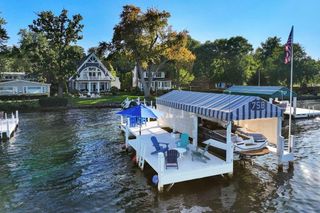 W3240 Park DRIVE, Lake Geneva, WI 53147