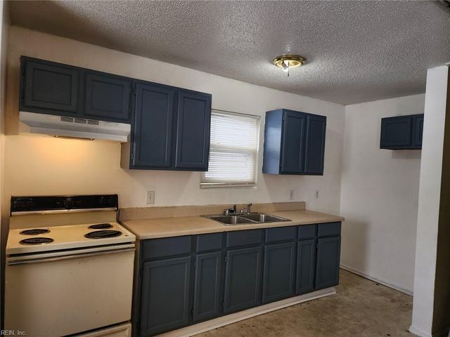 1534 W 40th ST, Norfolk, VA 23508