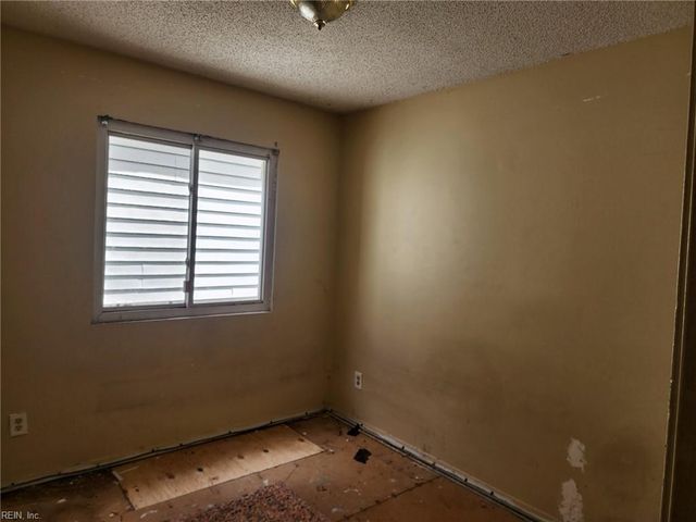 1534 W 40th ST, Norfolk, VA 23508