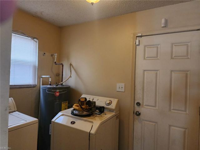 1534 W 40th ST, Norfolk, VA 23508