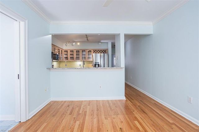 421 W Bute St Apt 203, Norfolk, VA 23510