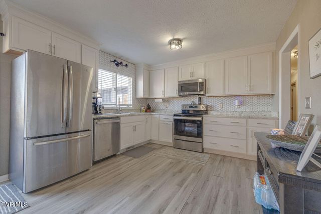 2005 Malvern Drive, Kingsport, TN 37660