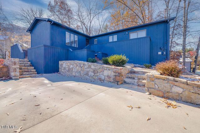 2005 Malvern Drive, Kingsport, TN 37660