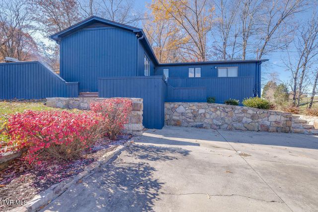 2005 Malvern Drive, Kingsport, TN 37660