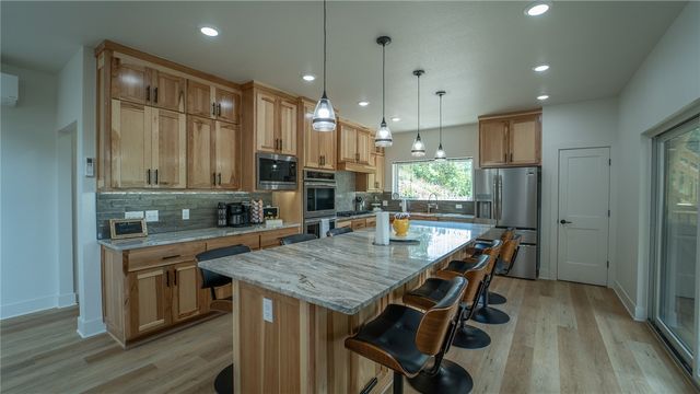 10571 Jasper Lane, Rogers, AR 72756