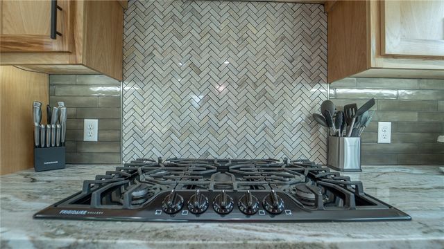 10571 Jasper Lane, Rogers, AR 72756