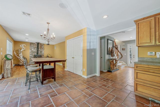41 N Cozine Road, Manorville, NY 11949