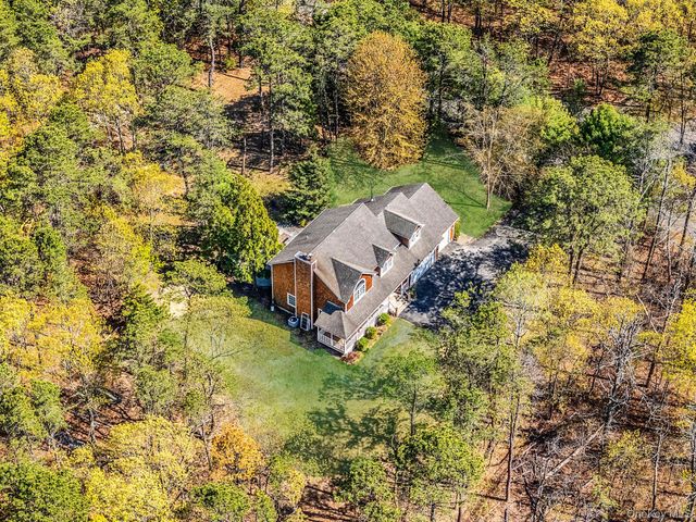 41 N Cozine Road, Manorville, NY 11949