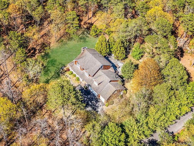 41 N Cozine Road, Manorville, NY 11949