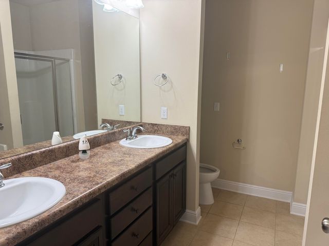 82 Camellia Court, Freeport, FL 32439