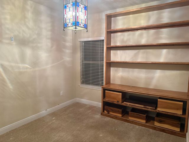 82 Camellia Court, Freeport, FL 32439