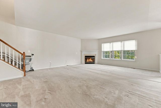 8373 TENBROOK DR, Gainesville, VA 20156