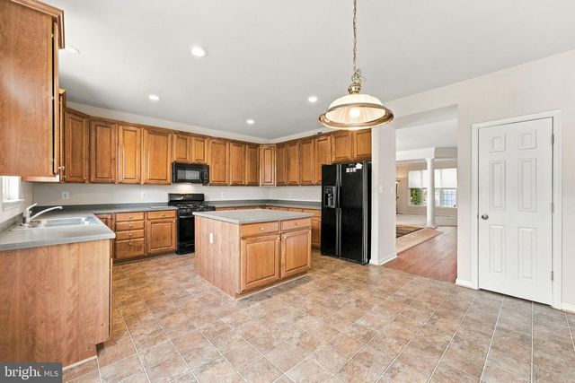 8373 TENBROOK DR, Gainesville, VA 20156