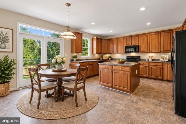 8373 TENBROOK DR, Gainesville, VA 20156