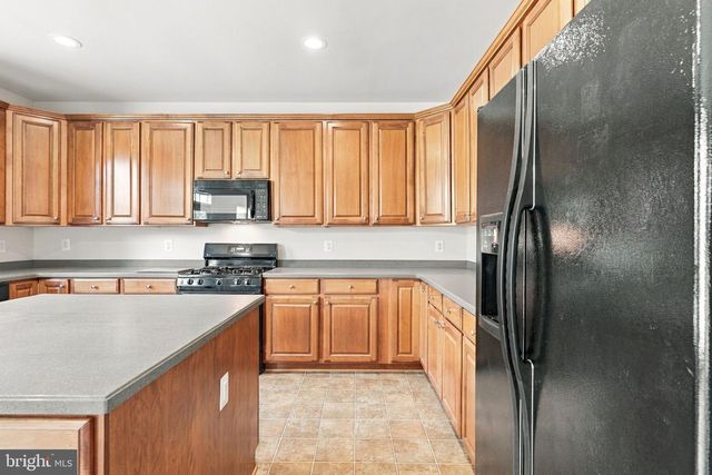 8373 TENBROOK DR, Gainesville, VA 20156