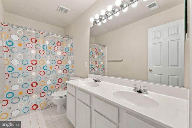 8373 TENBROOK DR, Gainesville, VA 20156