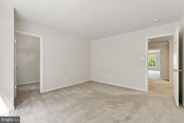 8373 TENBROOK DR, Gainesville, VA 20156