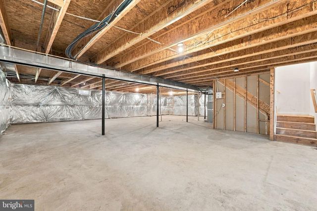 8373 TENBROOK DR, Gainesville, VA 20156