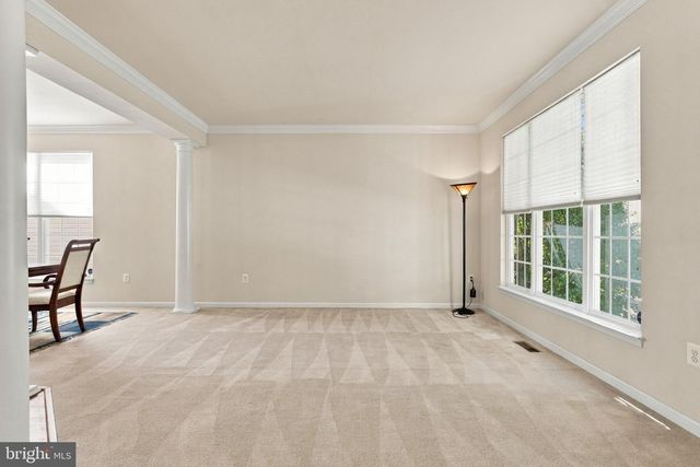 8373 TENBROOK DR, Gainesville, VA 20156