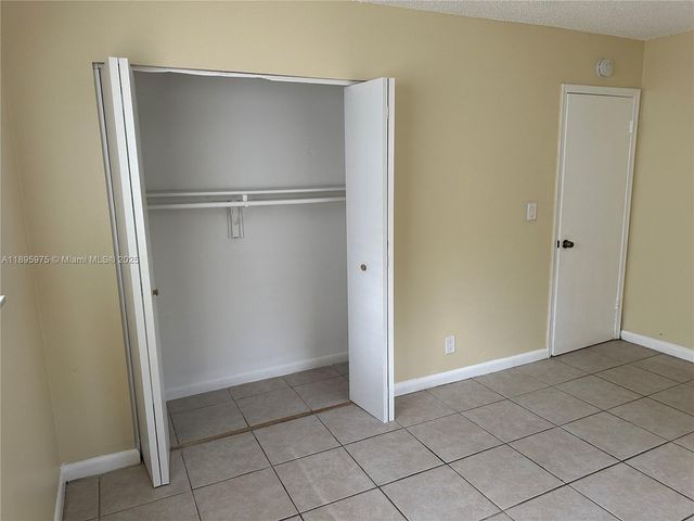 5315 NW 22nd St 5315, Lauderhill, FL 33313