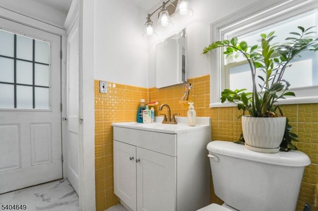 548 Bridgewater Ave, Bridgewater Twp., NJ 08807