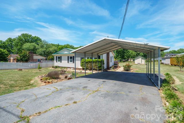 4768 Bethel Church Road, Hickory, NC 28602