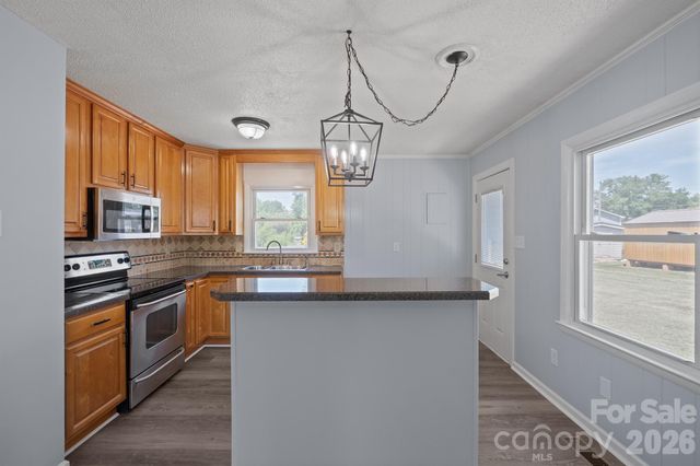 4768 Bethel Church Road, Hickory, NC 28602