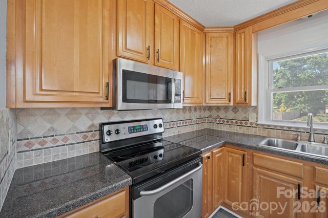 4768 Bethel Church Road, Hickory, NC 28602