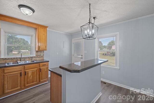 4768 Bethel Church Road, Hickory, NC 28602