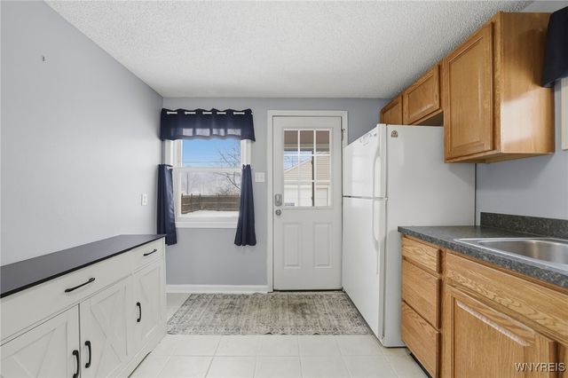 100 Beverly Drive, Cheektowaga, NY 14043