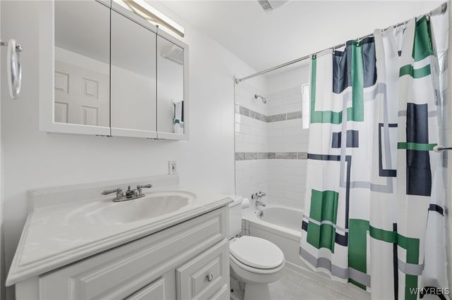 100 Beverly Drive, Cheektowaga, NY 14043