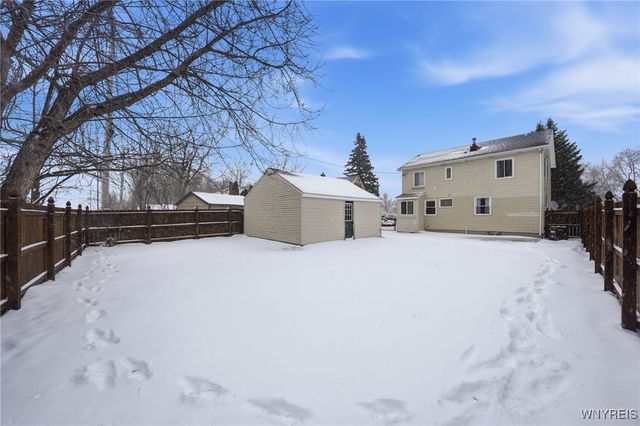 100 Beverly Drive, Cheektowaga, NY 14043