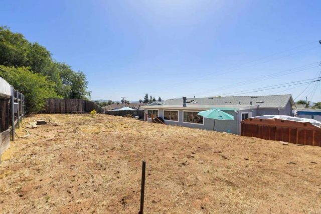 9468 Doheny Road, Santee, CA 92071