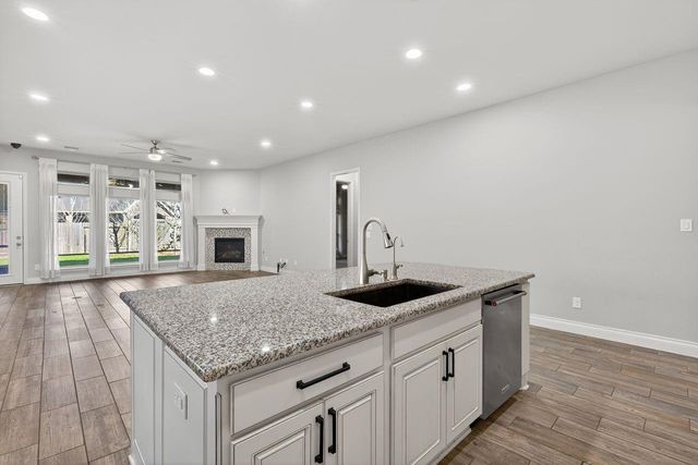 328 Red Petal Court, Conroe, TX 77304